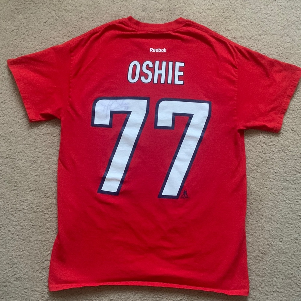 Capitals TJ Oshie Signed T-shirt